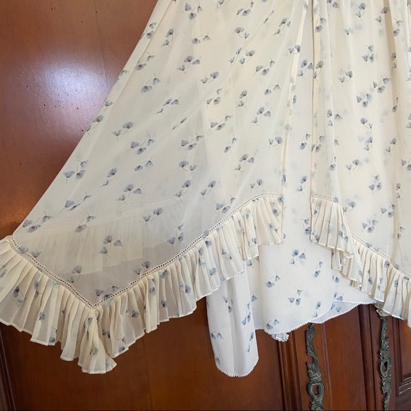 Madison Marcus 100% Silk Ditsy Floral Ruffle Swing Hem Cottagecore Tank - Picture 4 of 9